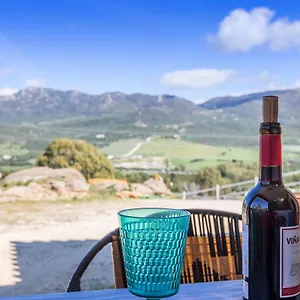 https://casita-rural-en-centro-de-hpica.es-andalucia.com